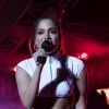 Anitta rebate crítica sobre looks em turnê na Europa: 'Livre para rebolar minha raba'