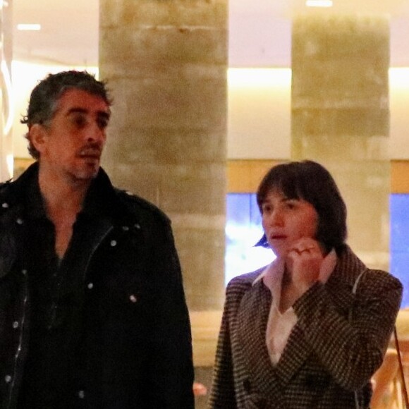 Grávida do primeiro filho, Letícia Colin e Michel Melamed voltaram de recente viagem pela Europa