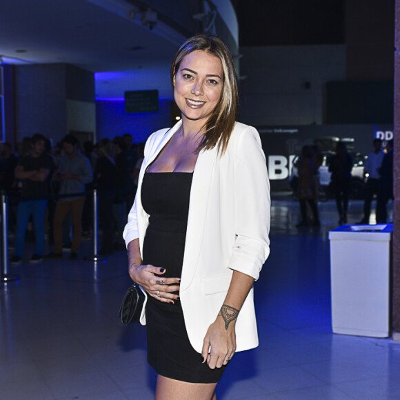 Carol Dantas postou vídeo do filho lutando, cheia de orgulho: 'Primeira aula dele'