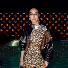 Sabrina Sato exalou modernidade com o look assinado pelo stylist Pedro Sales