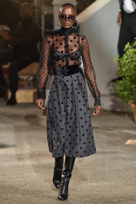 Poá e transparência: as tendências de Tommy Hilfiger na Semana de Moda de Nova York