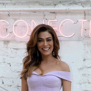 Juliana Paes usou um vestido Leticia Manzano em tom pastel, provando estar antenada com as trends