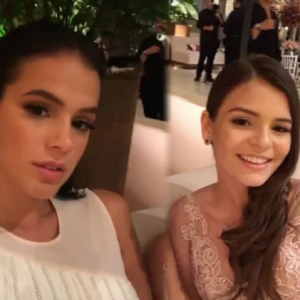 Luana Marquezine comemora aniversário de 17 anos em restaurante no Rio de Janeiro