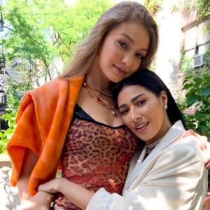 Dupla de Simone, Simaria relata encontro com Gigi Hadid em Nova York