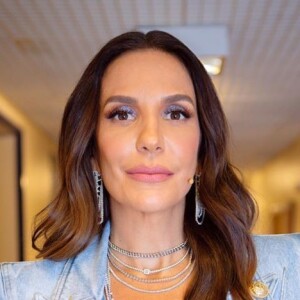 Look de Ivete Sangalo: cantora apostou em mix de acessórios para dar um up à produção no 'The Voice Brasil'