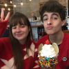O casal Sophia Valverde e Lucas Burgatti, de 'Aventuras de Poliana', adora trocar declarações na web