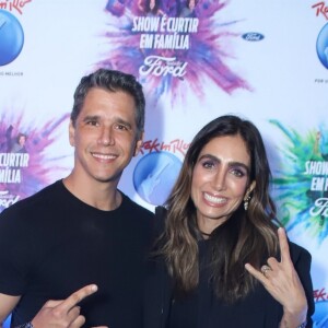 Marcio Garcia e a mulher, Andréa Santa Rosa, marcaram presença no primeiro dia de Rock in Rio
