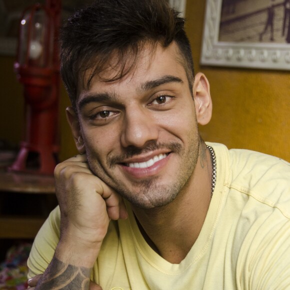 Lucas Lucco não conseguiu ouvir o coração do filho batendo em consulta nesta quinta-feira, dia 03 de outubro de 2019