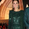 Kate Middleton teve vestido comparada ao da princesa Ariel para uma festa no Monumento do Paquistão durante viagem nesta terça-feira, dia 15 de outubro de 2019
