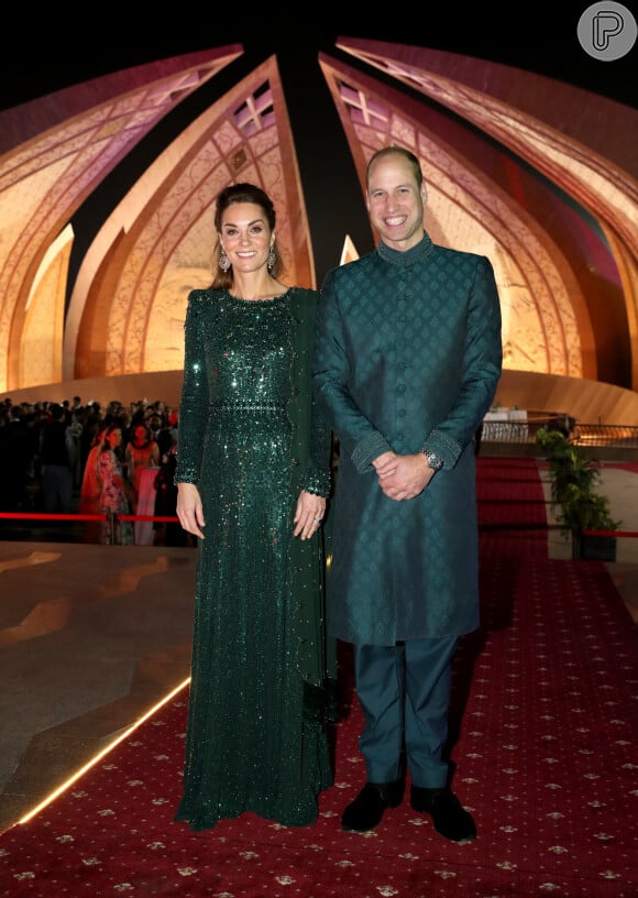 Kate Middleton e Príncipe William foram os convidados de honra para uma festa no Monumento do Paquistão durante viagem nesta terça-feira, dia 15 de outubro de 2019
 