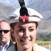 Kate Middleton usou mesmo chapéu típico que a sogra, Lady Di, durante viagem ao Paquistão