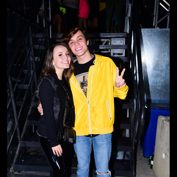 Larissa Manoela faz planos de casar e ter filhos com Leo Cidade