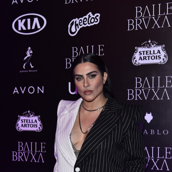 Cleo entrega sua receita de bruxaria: 'Entrar em contato com minha essência inteira, o bom, o ruim, tudo'