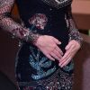 Grávida, Ana Paula Siebert posa com a mão na barriga de gravidez: 'Positiva de alegria'