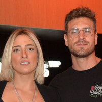 Fora de 'A Fazenda', Tati Dias e Guilherme Leão vão ao cinema e afirmam romance