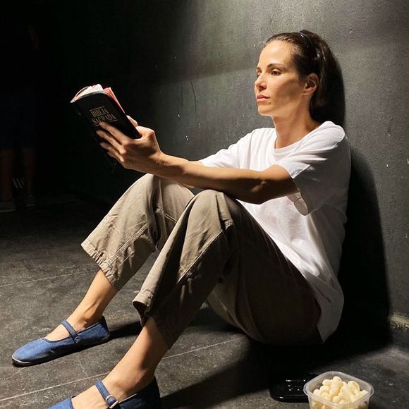 Ana Furtado encarnou presa religiosa na novela 'A Dona do Pedaço'