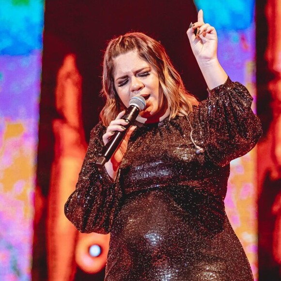 Marília Mendonça falou sobre a dupla jornada de mulher de negócios e a maternidade