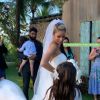 Carol Dias escolhe vestido princesa com longo véu para casamento com Kaká