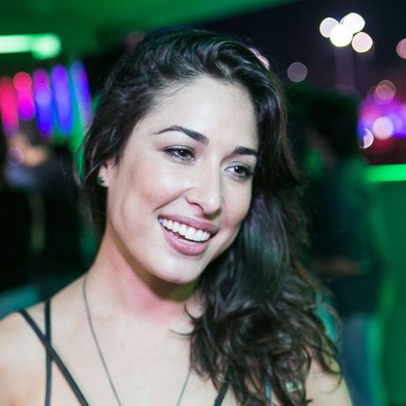 Grávida do primeiro filho, Giselle Itié dividiu com a web ultrassom do bebê: 'Você é o céu'