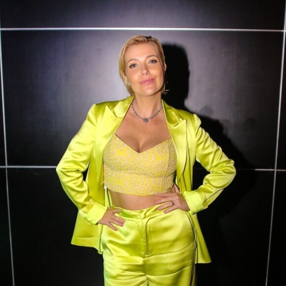 Luiza Possi voltou aos palcos após o nascimento do filho, Lucca