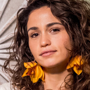 Érica (Nanda Costa) é expulsa de casa após sugerir que Sandro (Humberto Carrão) fizesse teste de DNA na novela 'Amor de Mãe'