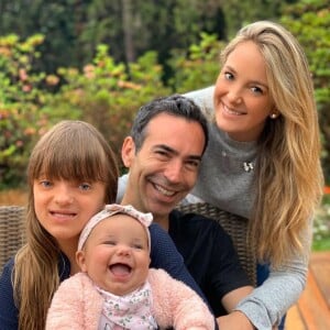 Rafa Justus, filha de Ticiane Pinheiro e Roberto Justus, adora cuidar da irmã mais nova