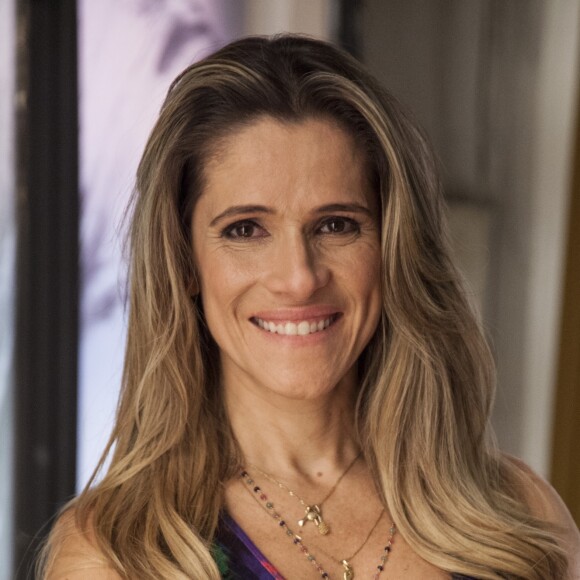 Ingrid Guimarães surpreende fãs com foto de sua sobrinha: 'Achei que fosse você'