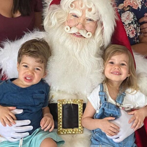 Thais Fersoza entrega reação dos filhos à 1ª visita de Papai Noel nesta terça-feira, dia 24 de dezembro de 2019
