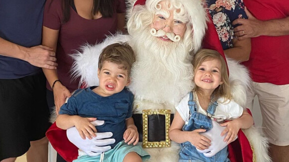 Thais Fersoza relata reação dos filhos à 1ª visita de Papai Noel: 'Mágico'