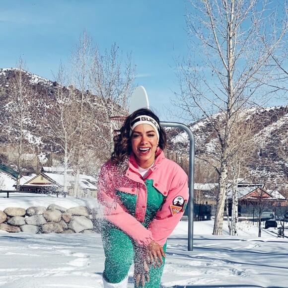 Anitta curtiu alguns dias de folga antes do Natal em Aspen