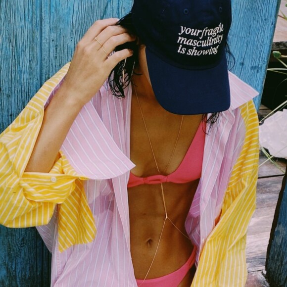 Bruna Marquezine garantiu que não tem qualquer distúrbio alimentar