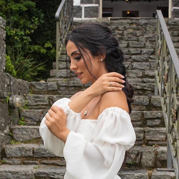 Vem casamento aí! Jade Seba está noiva de Bruno Guedes, pai de seu filho, Zion