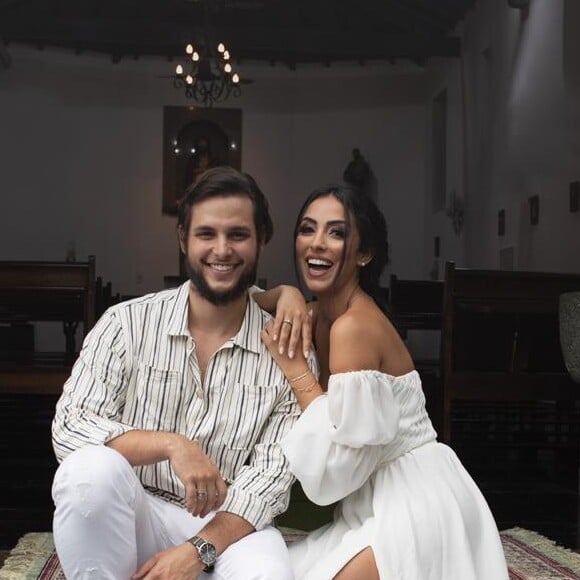 Jade Seba foi pega de surpresa com pedido de casamento feito por Bruno Guedes: 'Foi o dia mais especial de nossas vidas'