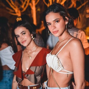 Bruna Marquezine também prometeu assinar o Pay-Per-View para acompanhar Manu Gavassi no 'BBB20'