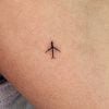 Larissa Manoela faz tatuagem para 'Modo avião': 'Minha estreia numa super potência de streaming mundial significa muito pra mim'