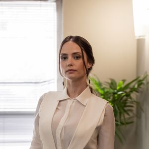 Na novela 'Malhação: Toda Forma de Amar', Lara (Rosanne Mulholland) é consolada por Joaquim (Joaquim Lopes) no capítulo de quinta-feira, 6 de fevereiro de 2020