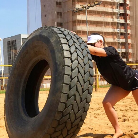 Naiara Azevedo emagreceu mais de 30 kg com exercícios e dieta