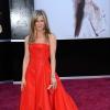 Jennifer Aniston apresenta um dos prêmios do Oscar 2013
