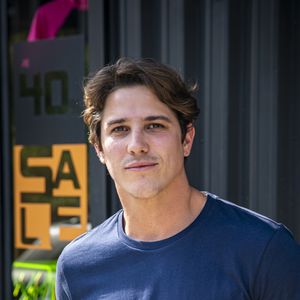 Na novela 'Malhação: Toda Forma de Amar', Rui (Romulo Neto) descobre que Rita (Alanis Guillen) quer armar contra ele no capítulo de segunda-feira, 17 de fevereiro de 2020