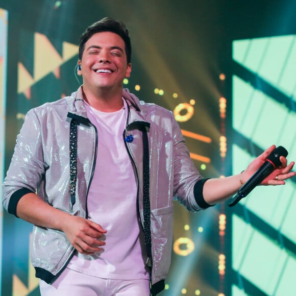 Wesley Safadão apareceu loiro em foto e foi comparado ao cantor Belo nesta quinta-feira, 20 de fevereiro de 2020