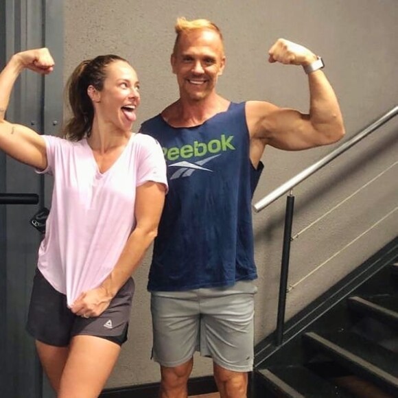 Paolla Oliveira não abre mão dos treinos na véspera do desfile: 'Não largo o treino e disciplina do Marcão'