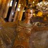 O dourado predominou no look da modelo Renata Kuerten no Baile Copa 2020