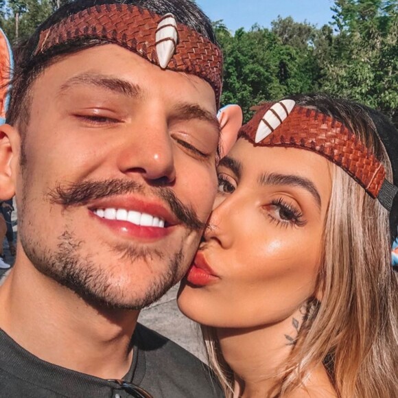 Saulo Poncio se casou com Gabi Brandt no início de 2019.