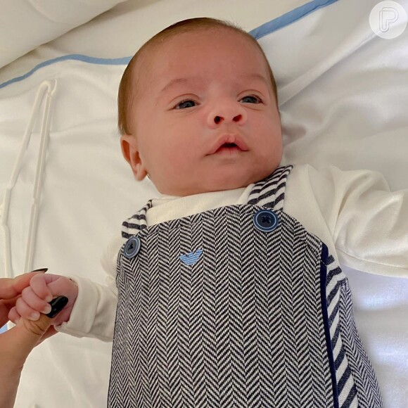 Léo, filho de Marília Mendonça, completou 2 meses no dia 16 de fevereiro de 2020