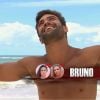 Participante do 'De Férias com o ex', Bruno Toledo dá beijo em Hariany Almeida