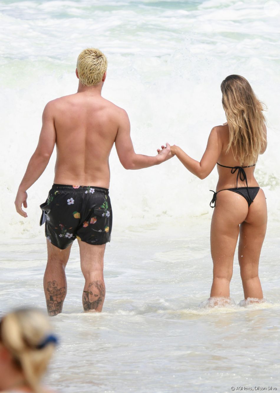 Namorada De Thiago Martins Talita Nogueira Exibe Corpo Sequinho Na Praia Purepeople