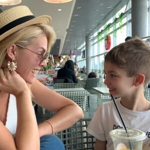 Ana Hickmann reencontrou o filho após quatro dias de isolamento ao indicar sintomas do coronavírus