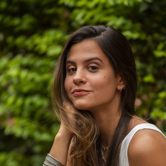 Final da novela 'Malhação: Toda Forma de Amar': Leila (Jade Cardozo) usa Nina (Eloá Miranda/Lavínia Miranda) para tentar reatar com Filipe (Pedro Novaes)