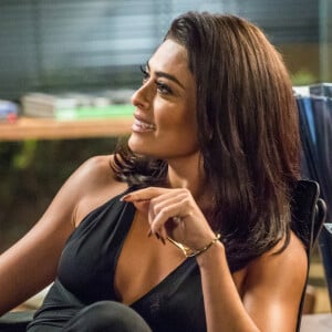 Para trabalhar, Juliana Paes investia em maquiagem em tom nude na novela 'Totalmente Demais'