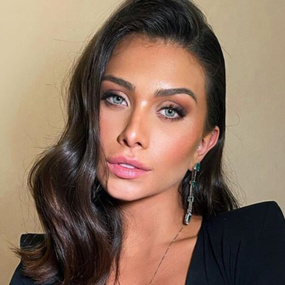 Flavia Pavanelli está com o coronavírus: 'Não tava sentindo nem gosto nem cheiro das coisas'